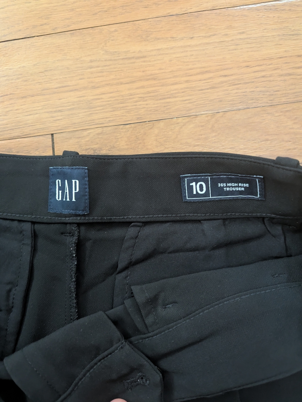 GAP Black 365 High-Rise Women’s Trousers
